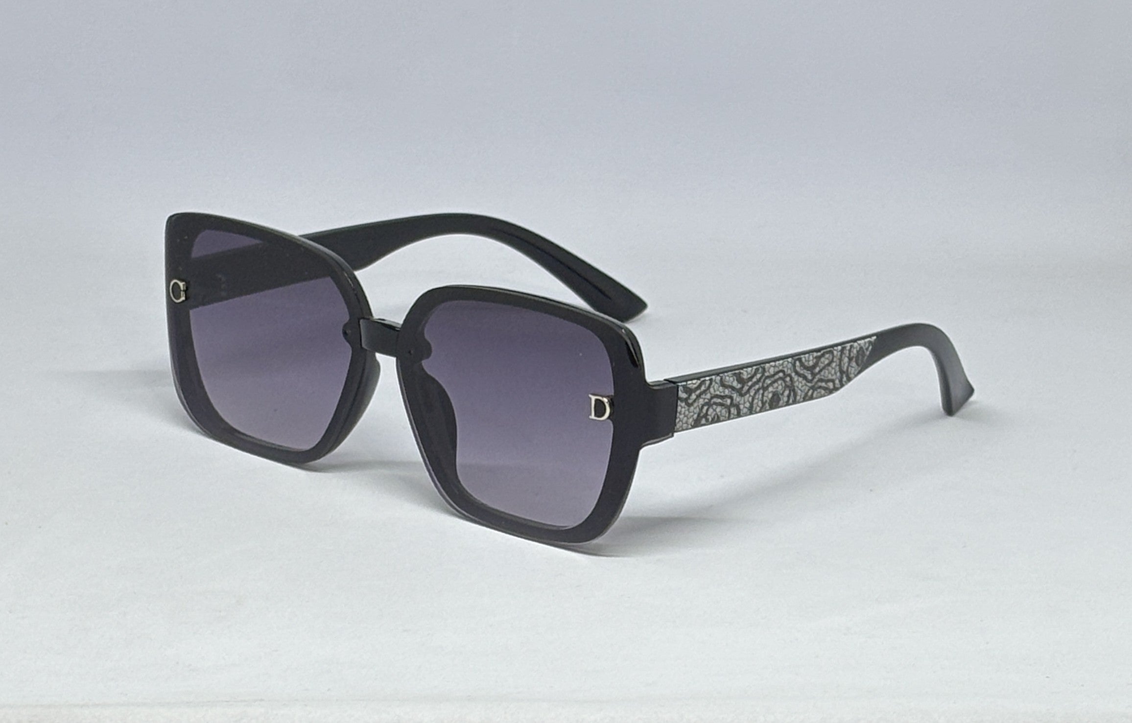Sunglass
