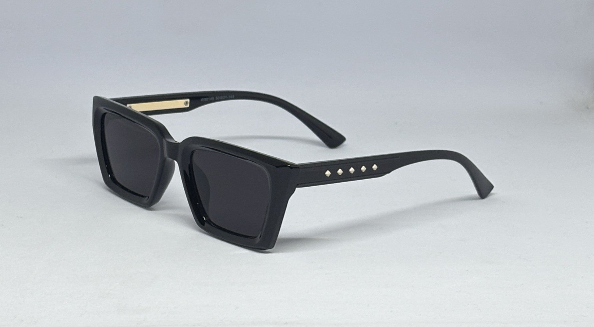 Sunglass