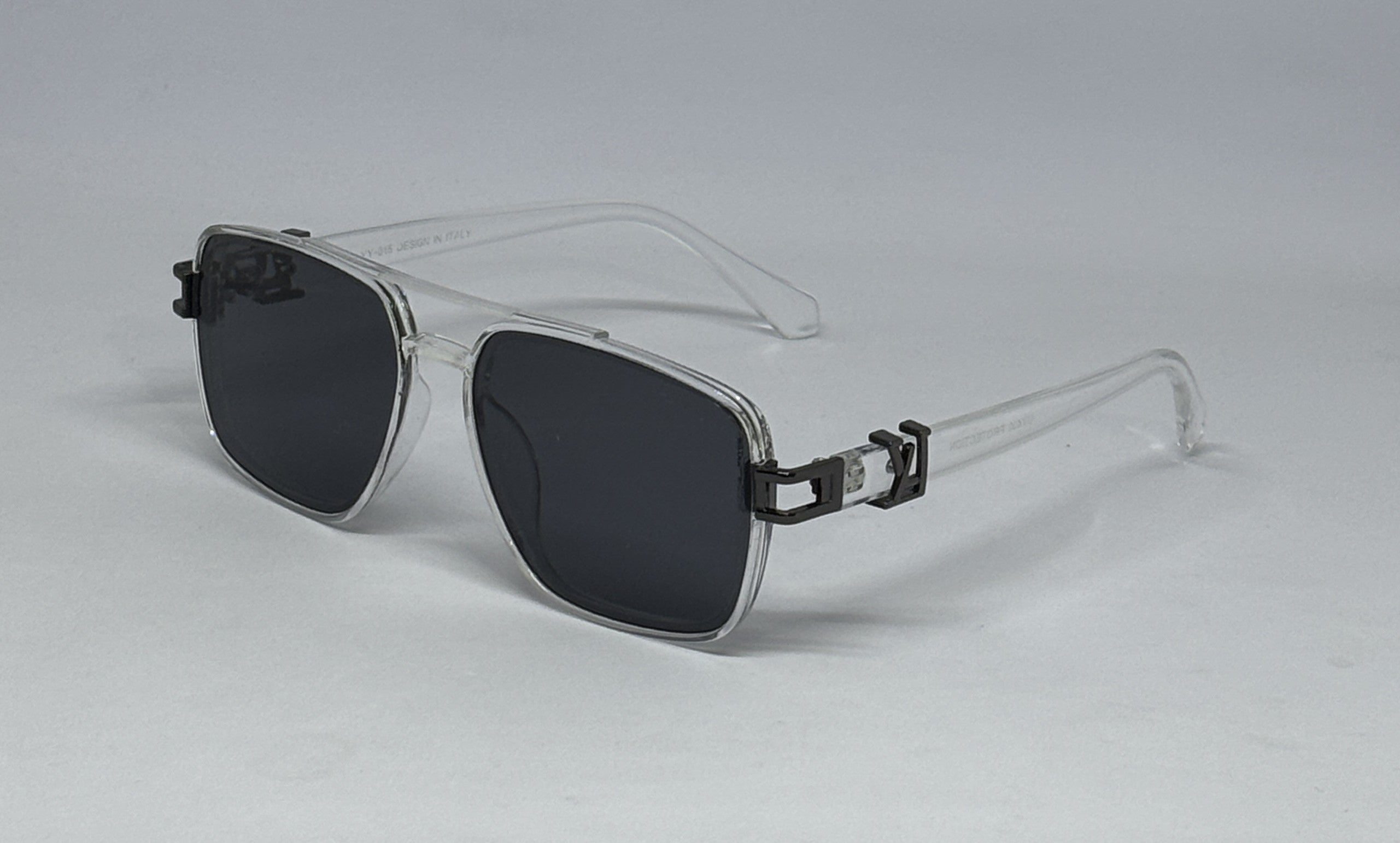Sunglass