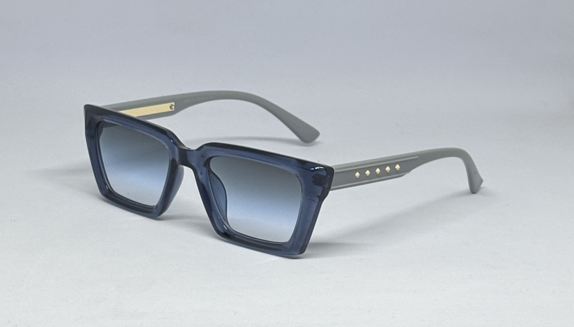 Sunglass