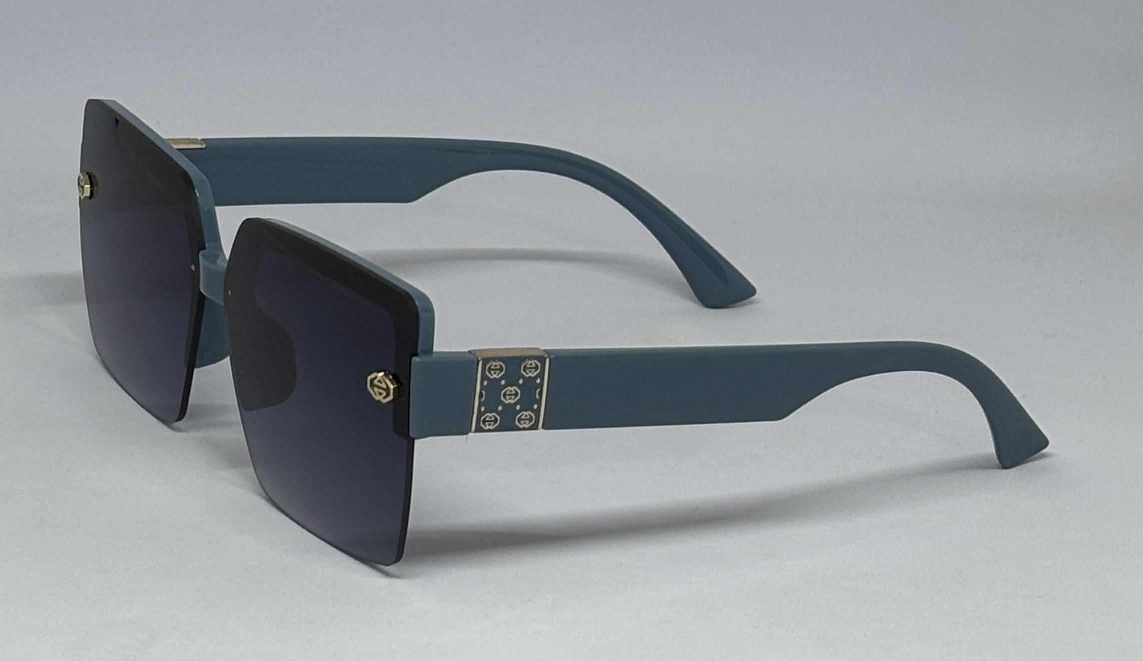 Sunglass