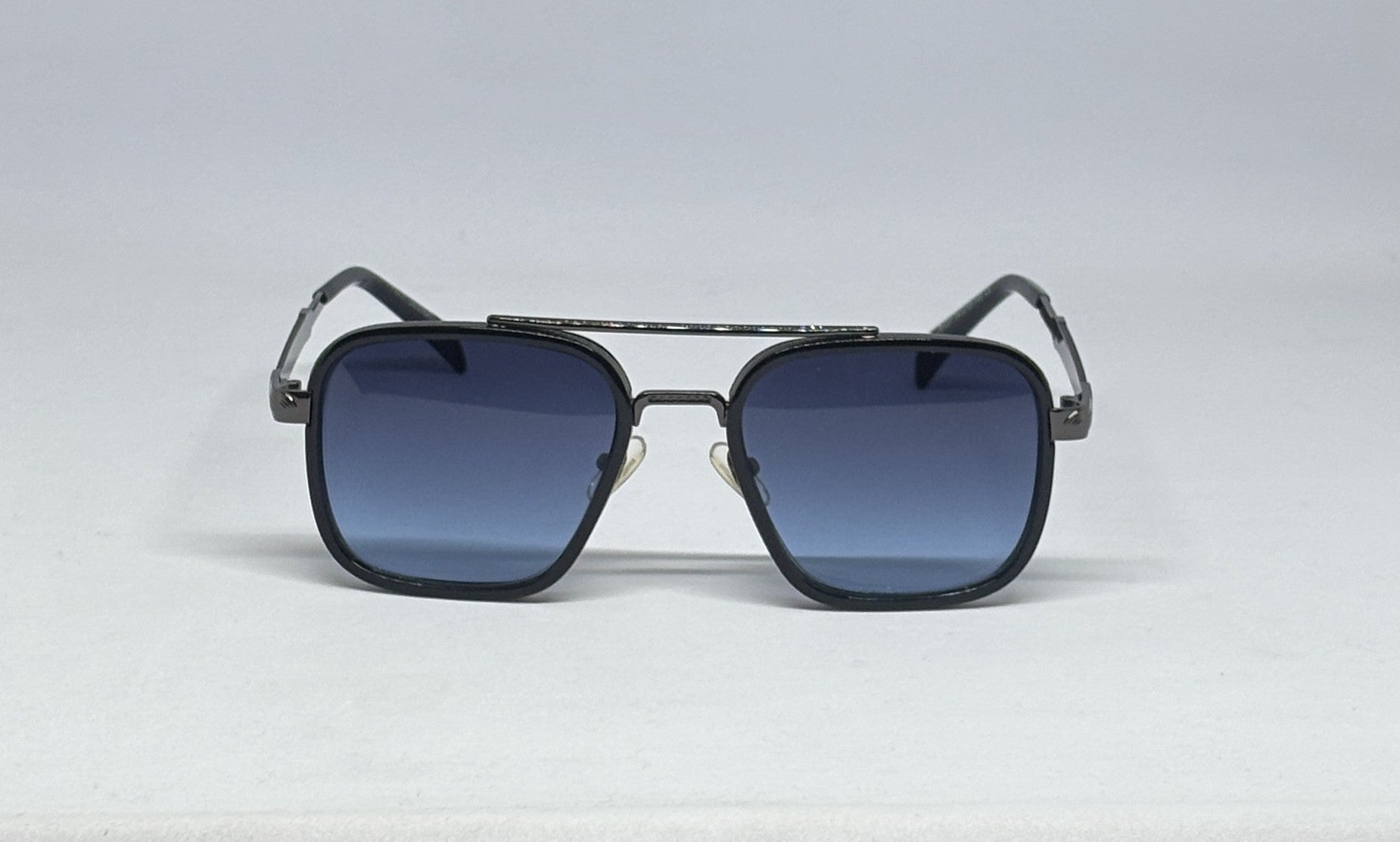 Sunglass