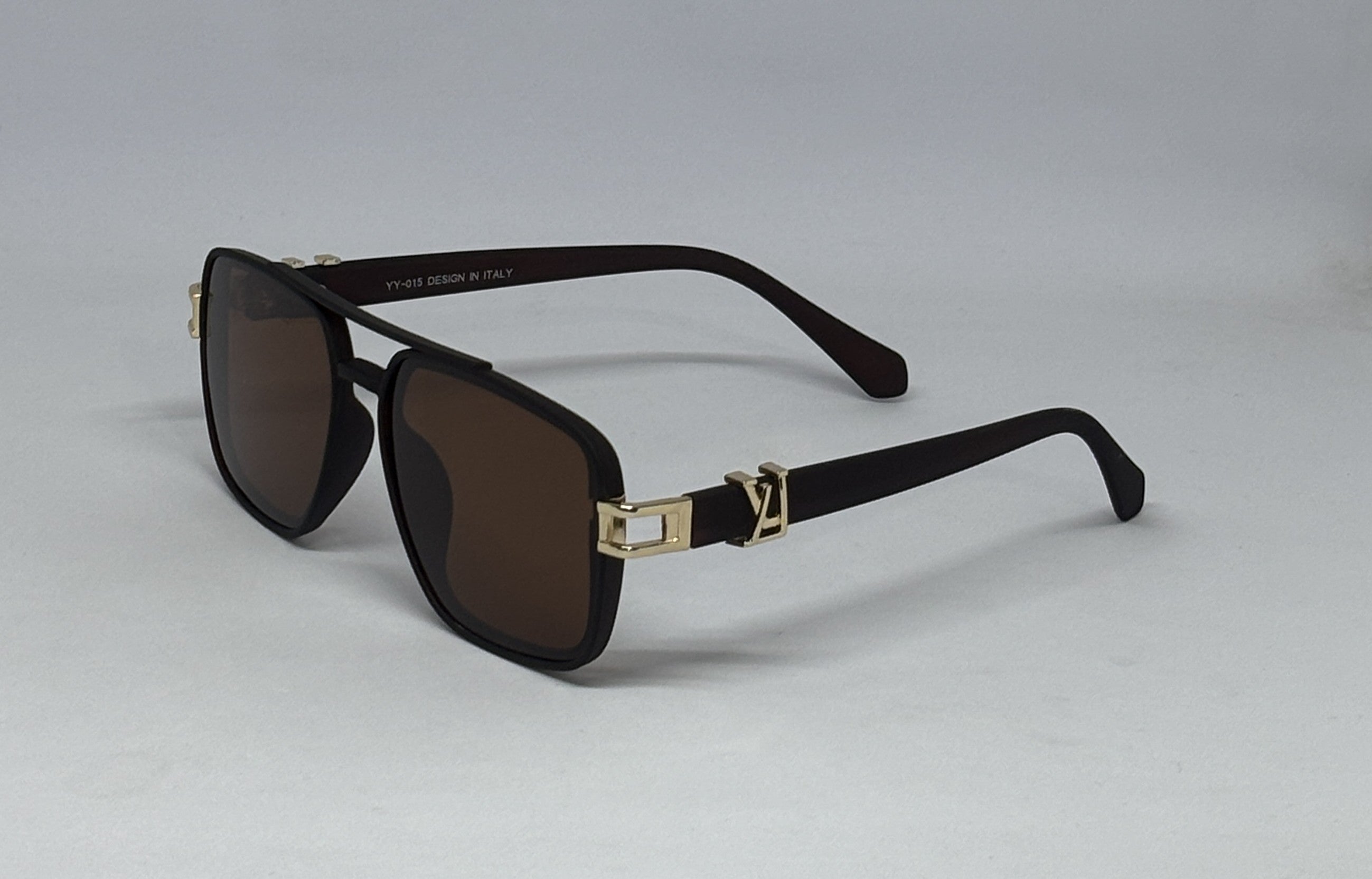 Sunglass