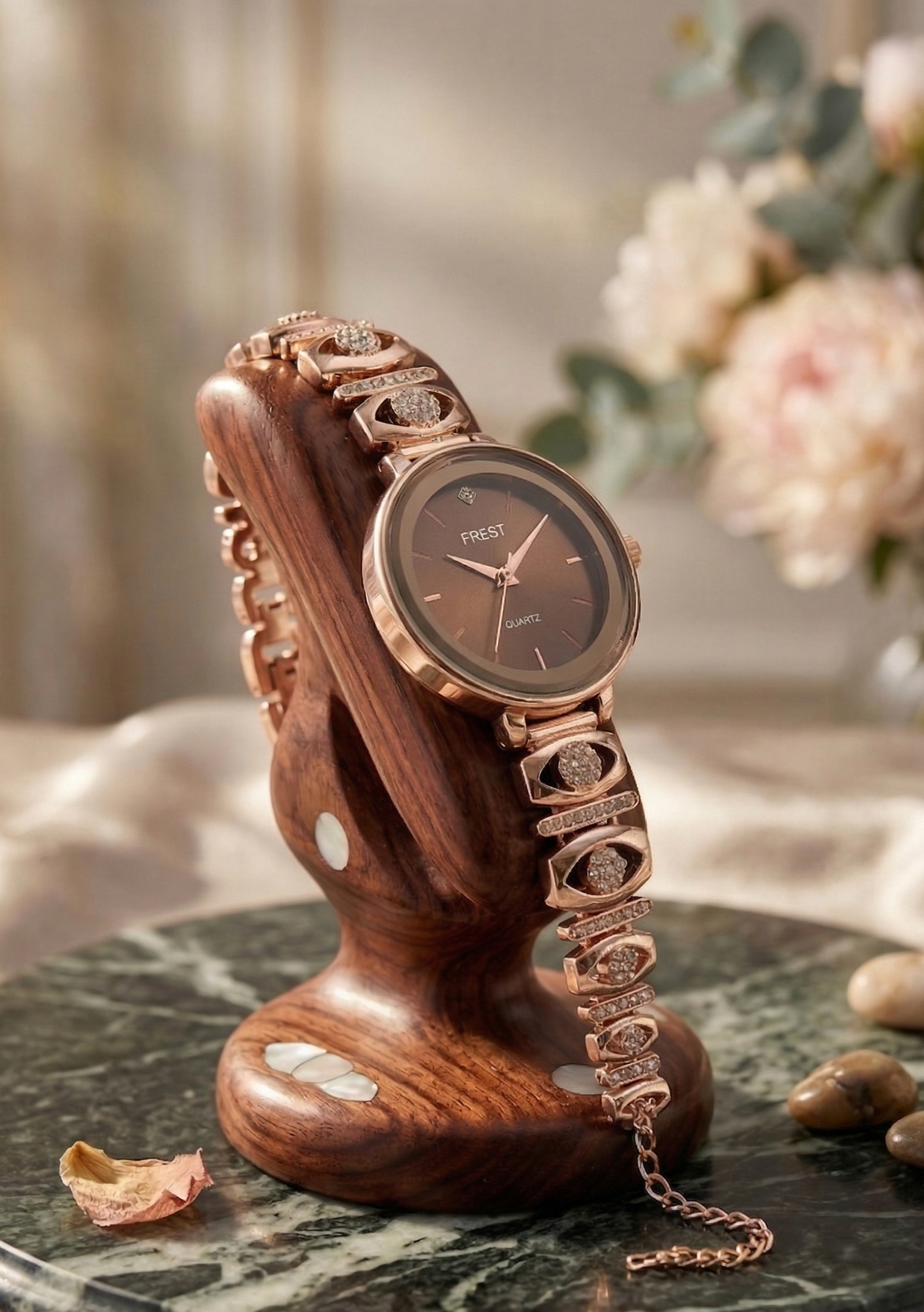 Watch F01