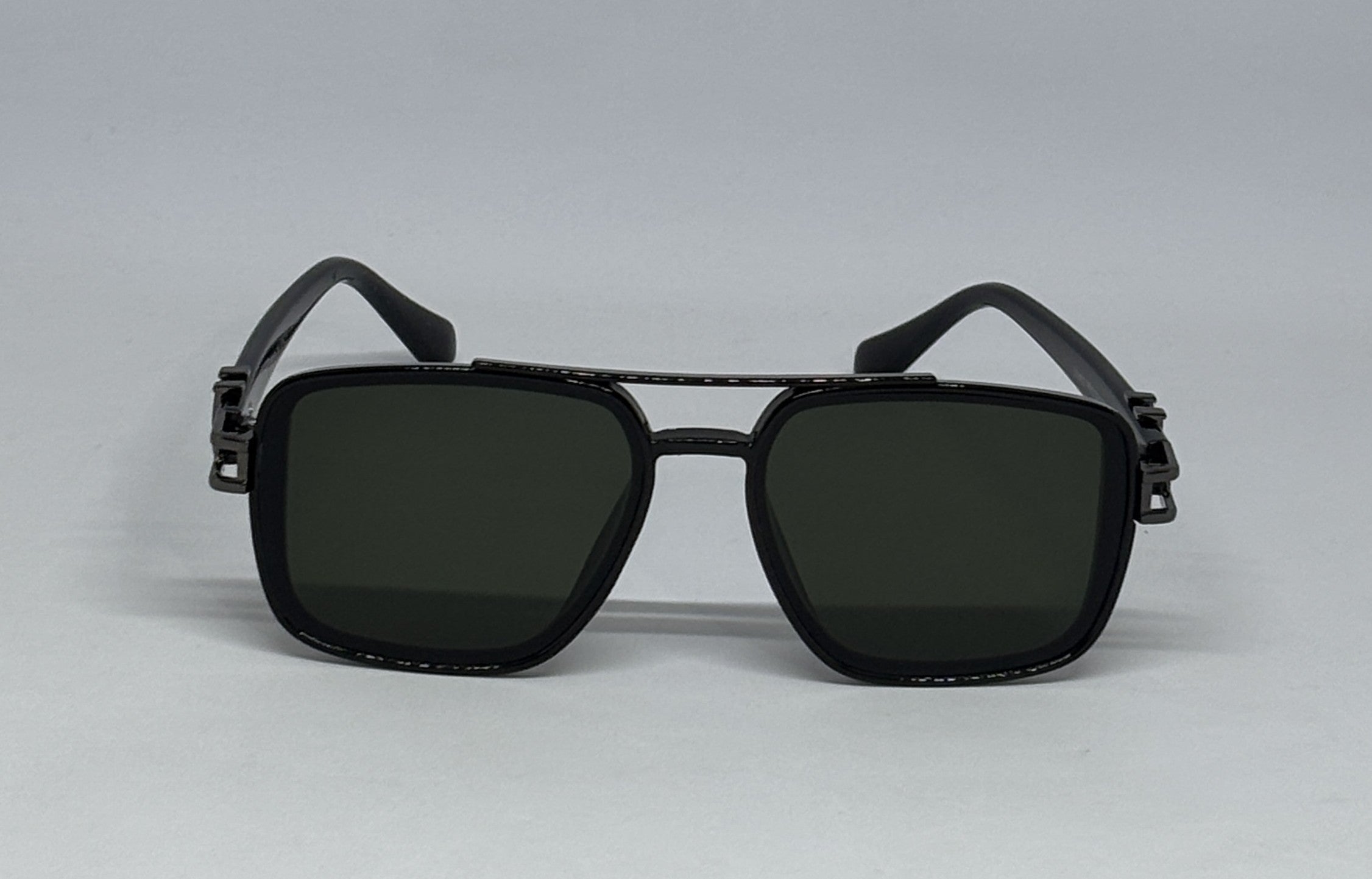Sunglass