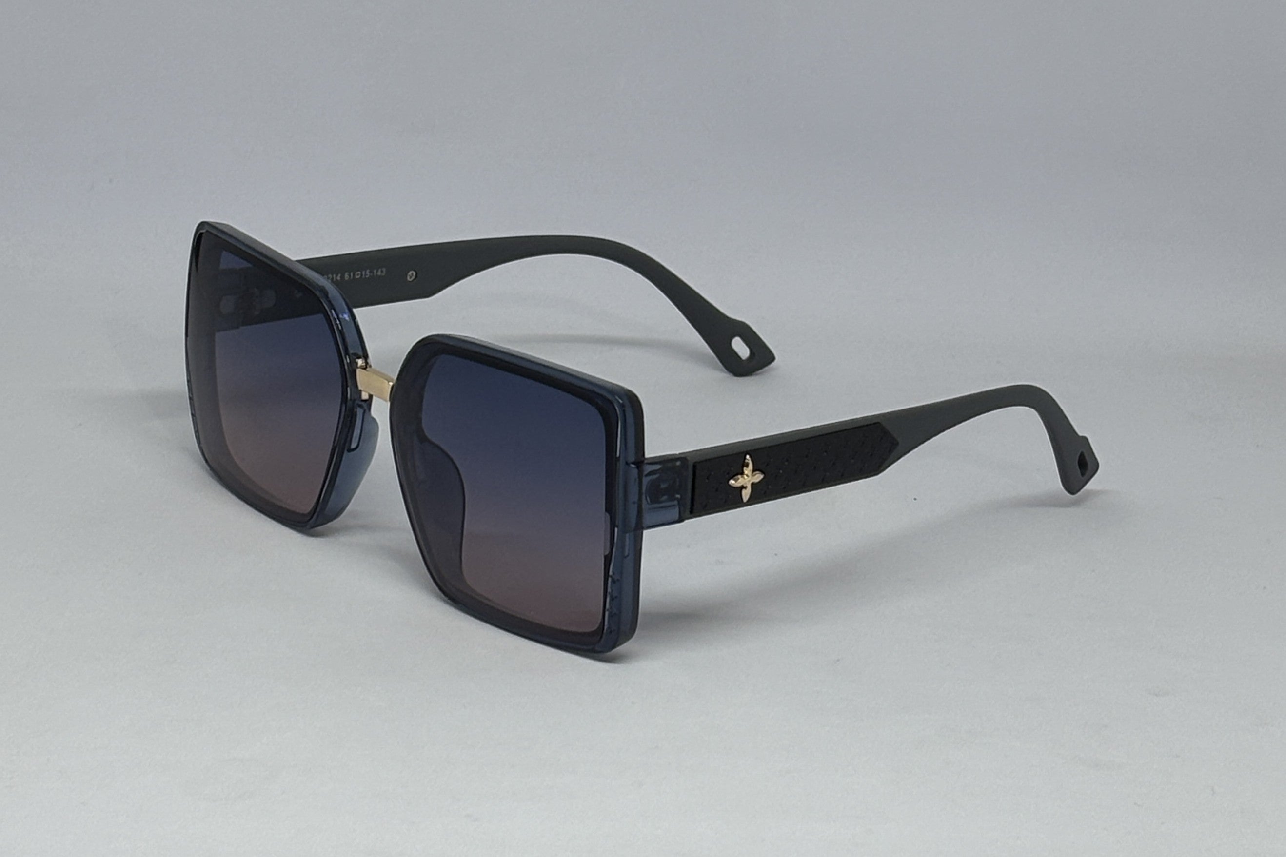 Sunglass