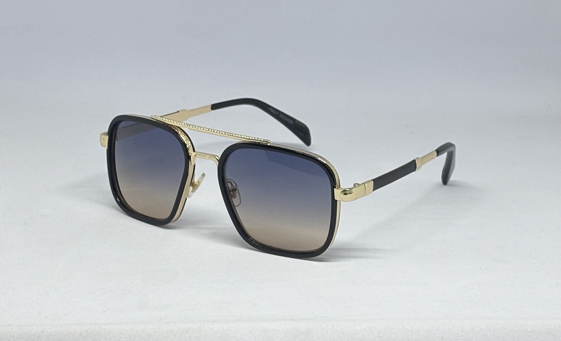 Sunglass