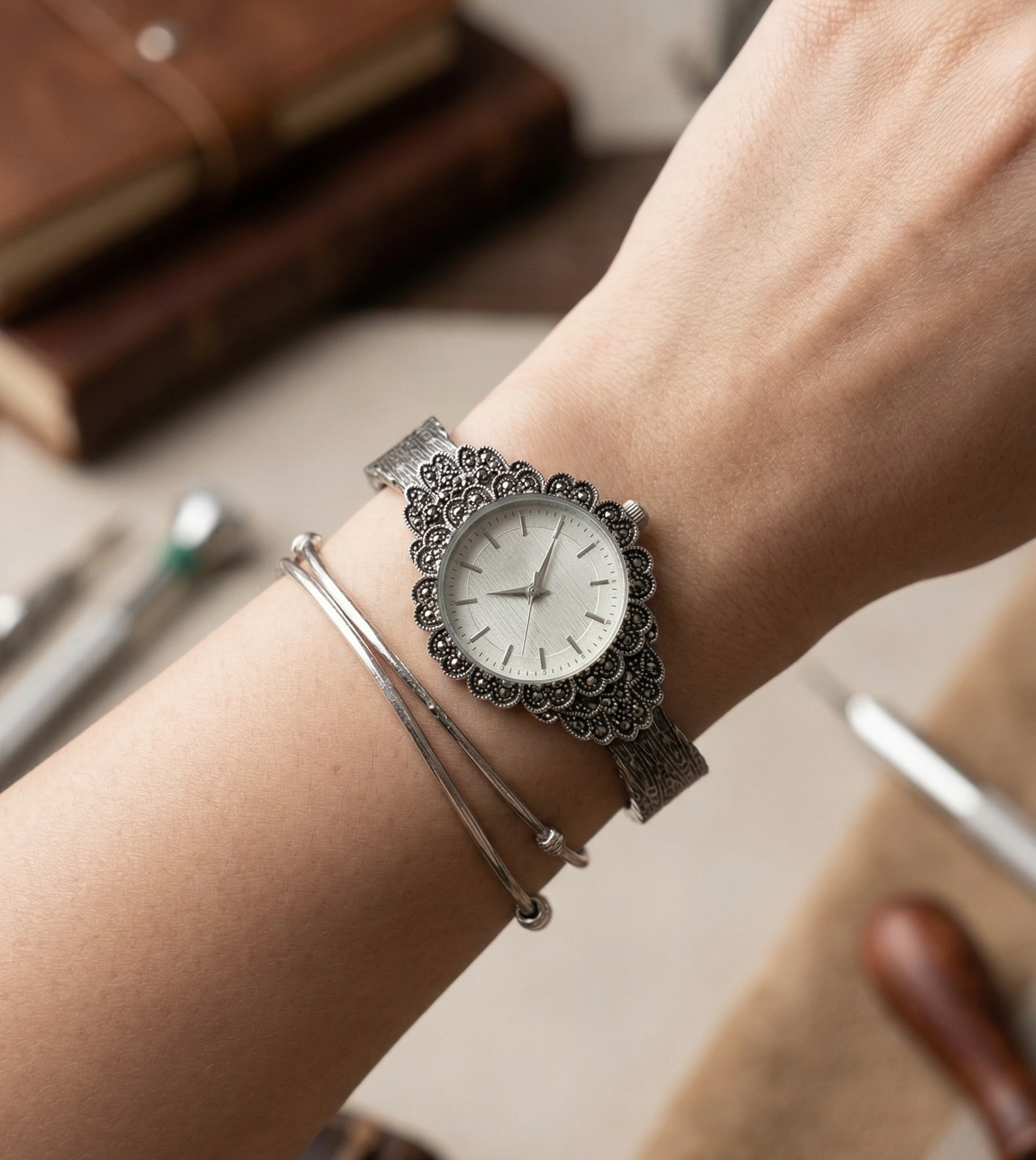 Watch L15