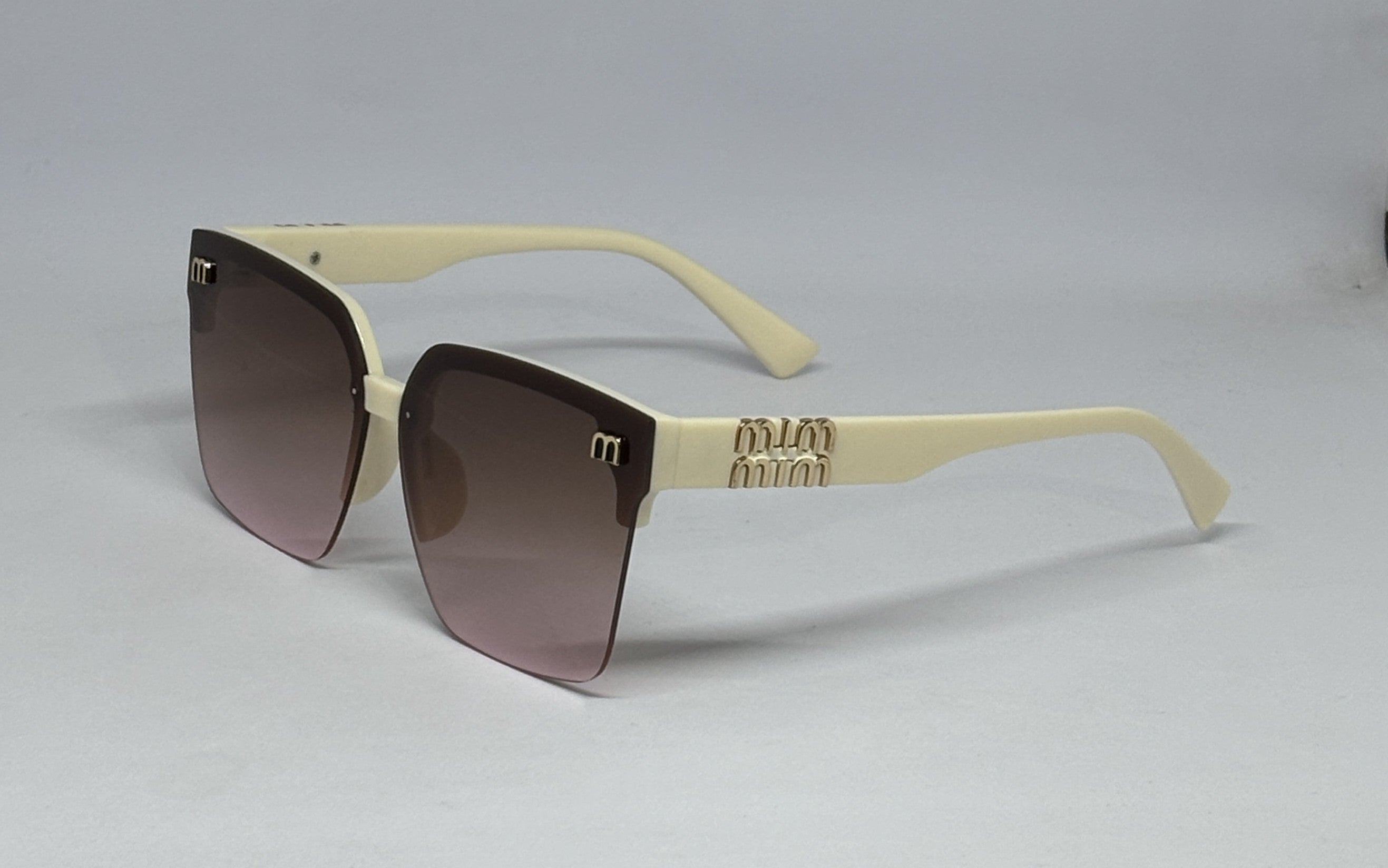 Sunglass