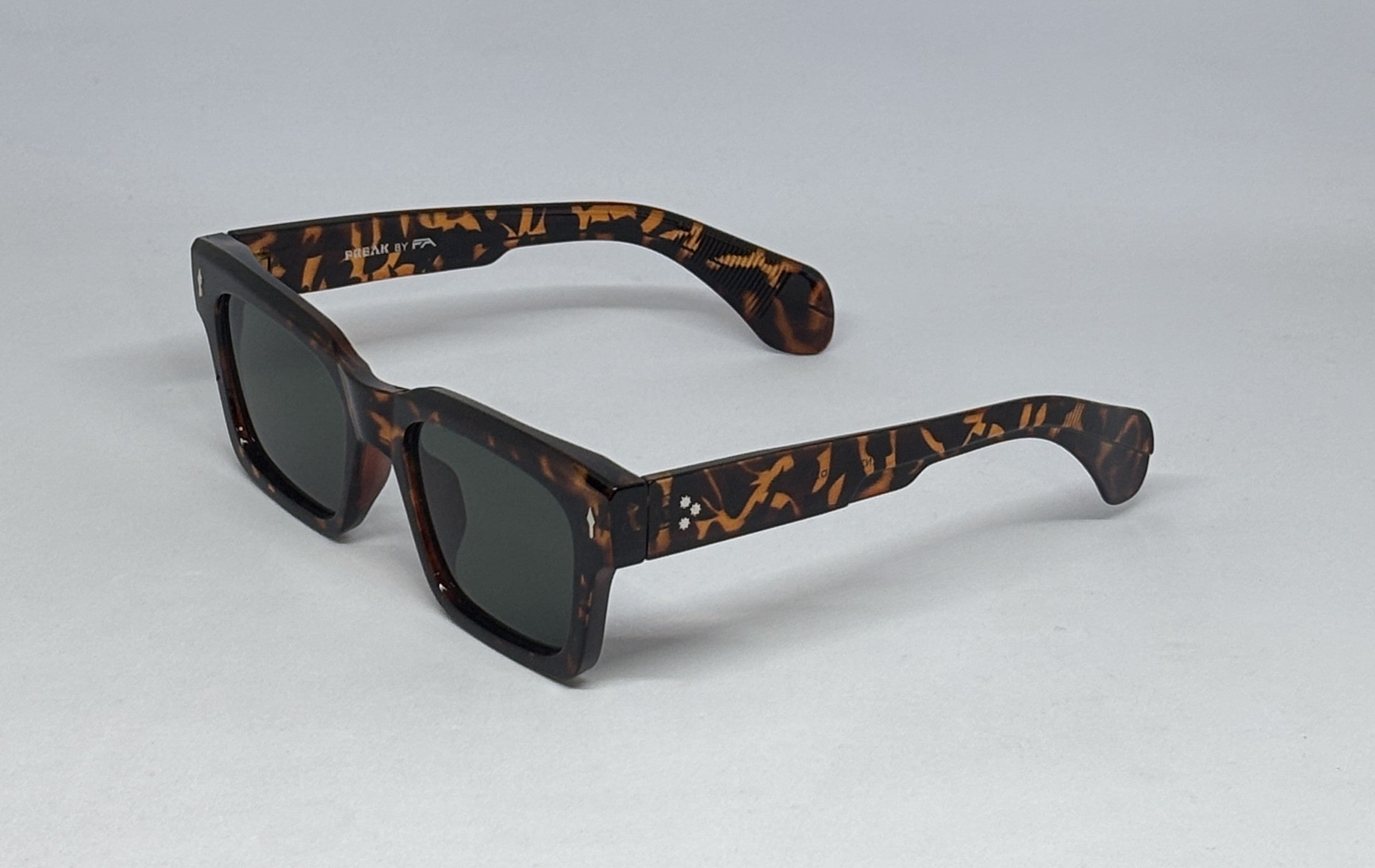 Sunglass 3804