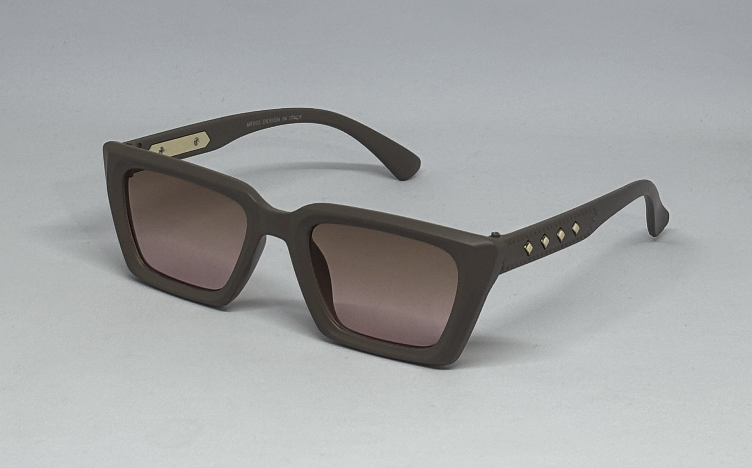 Sunglass