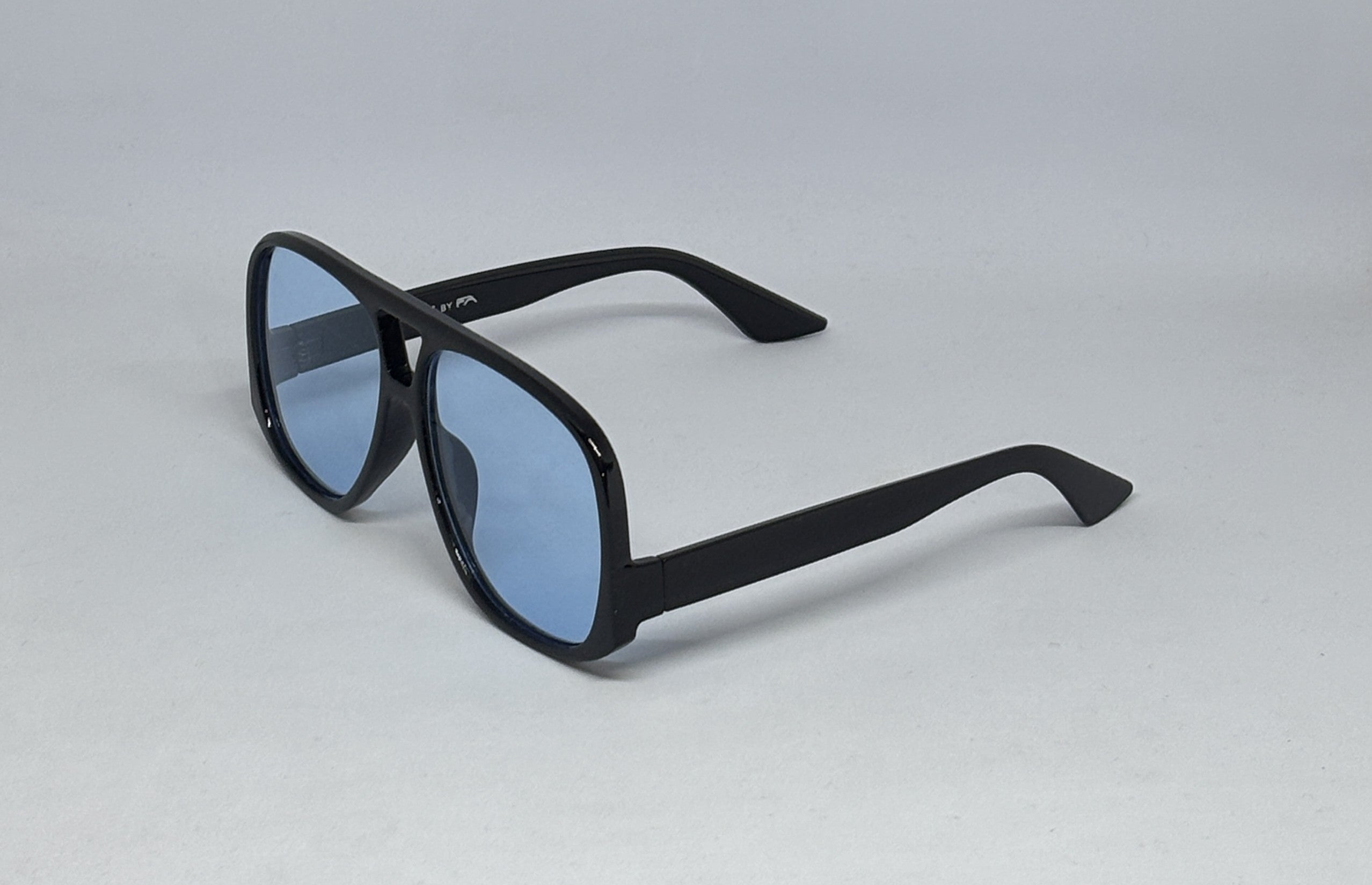 Sunglass 3933