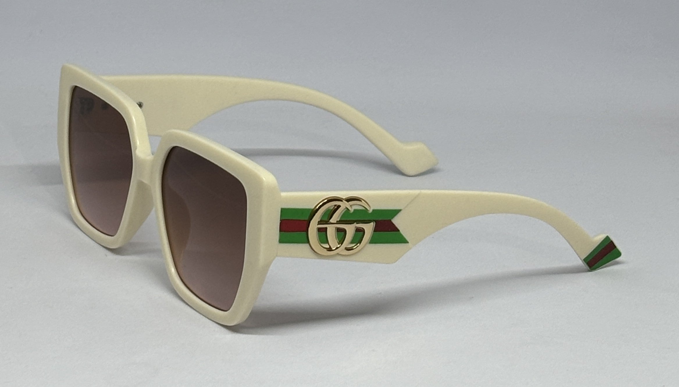 Sunglass