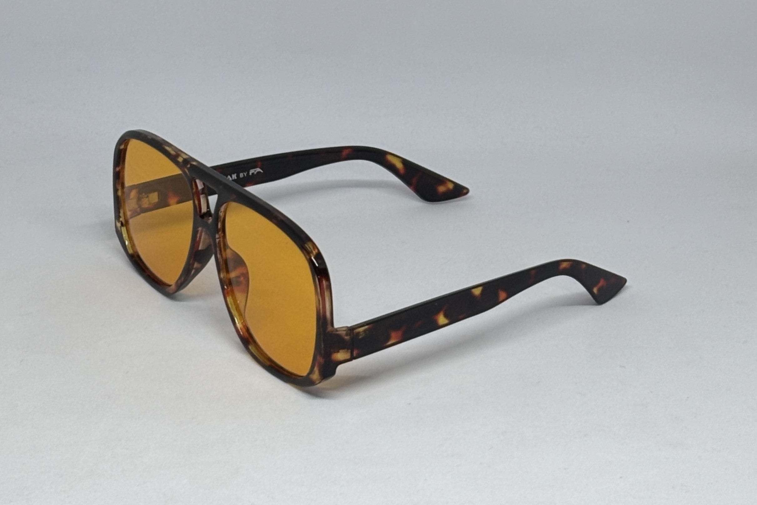 Sunglass 3933