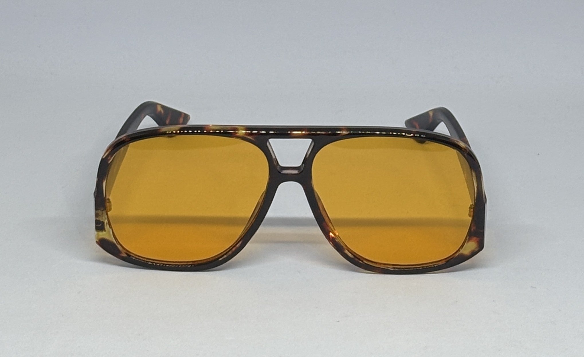 Sunglass 3933