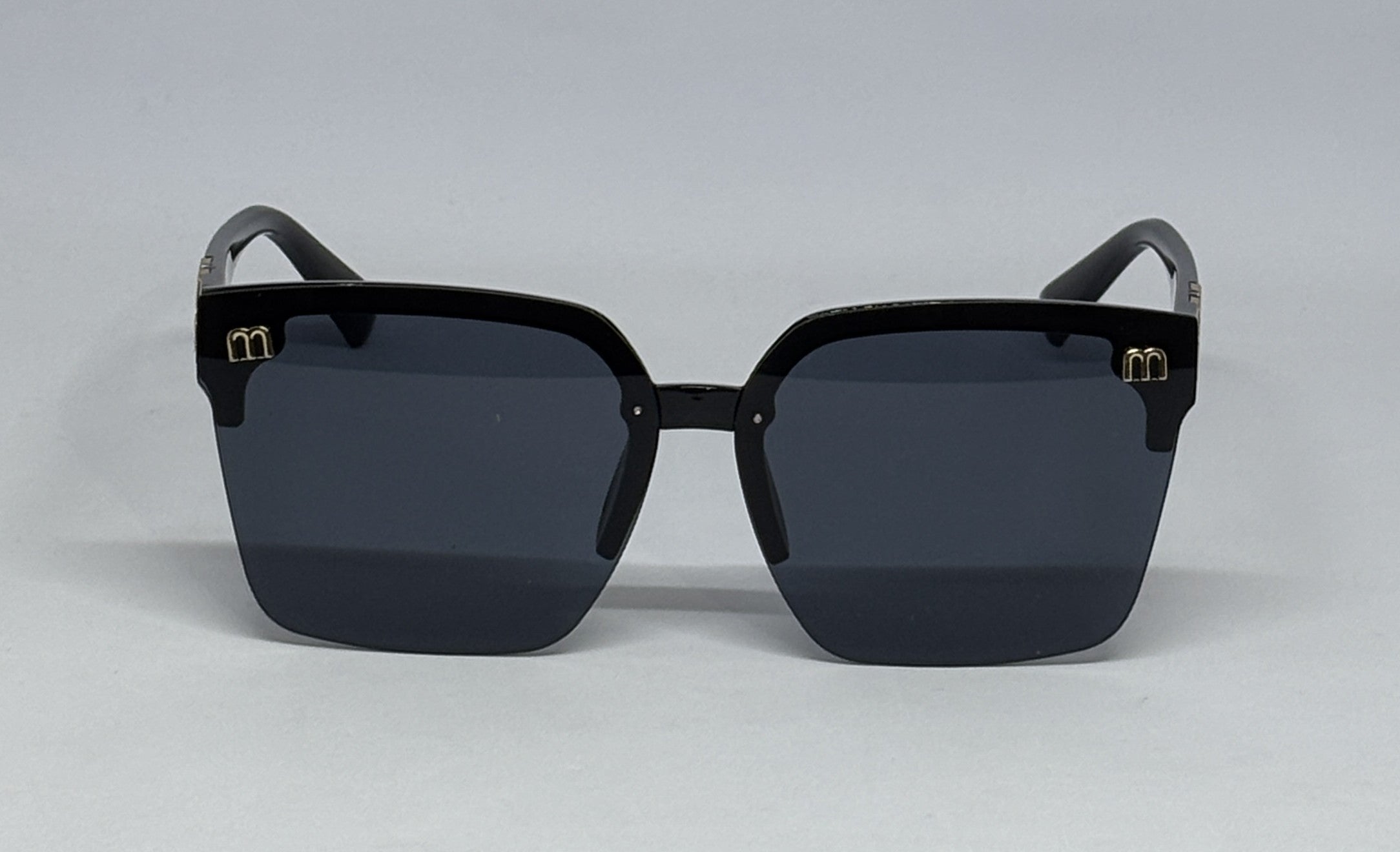 Sunglass