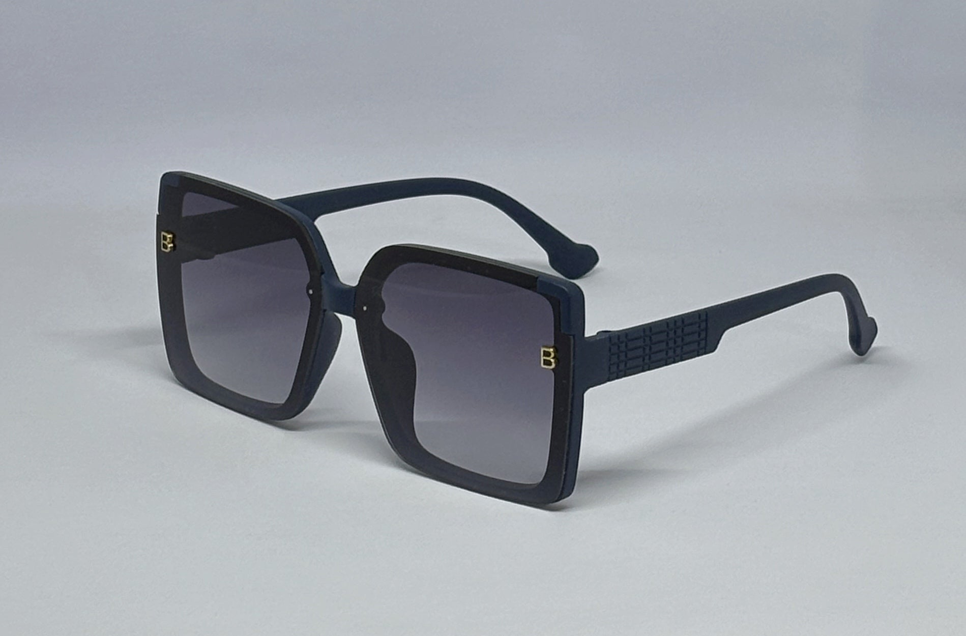 Sunglass 8860