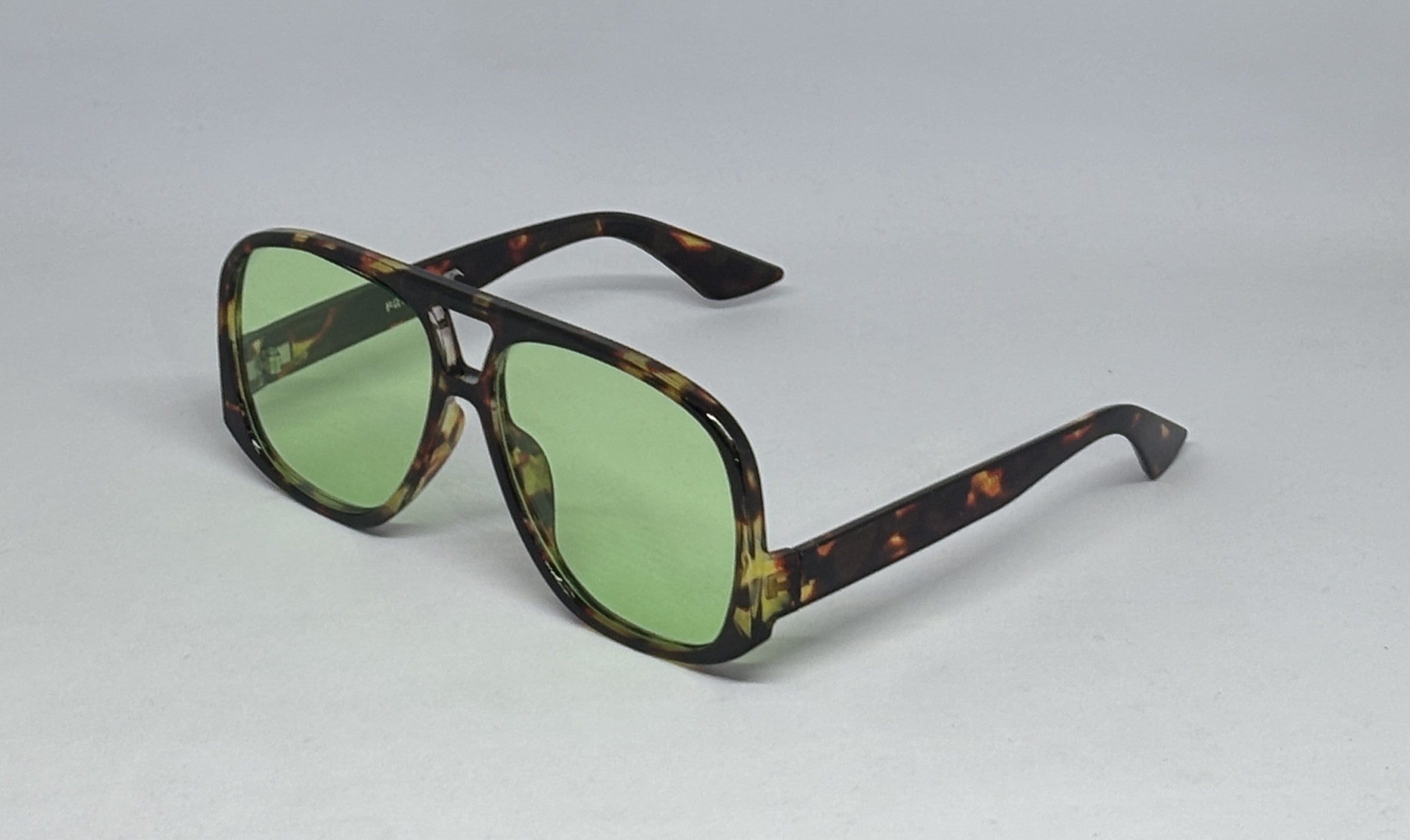 Sunglass 3933